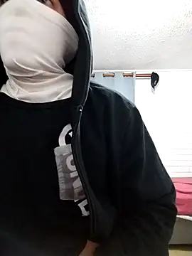 Dokuheb11 online show from October 5, 2025, 6:01 am