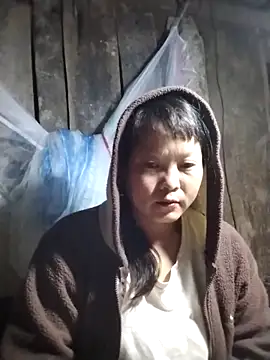 sumaybae online show from December 4, 2025, 8:17 pm