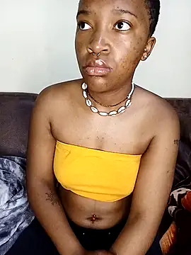 FreakieKay online show from October 29, 2025, 6:15 am