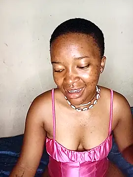 FreakieKay online show from November 6, 2025, 10:27 am