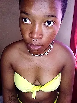 FreakieKay online show from November 20, 2025, 7:08 am