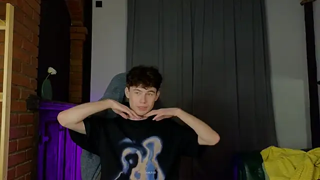 Cute Mike online show from March 23, 2026, 6:34 pm