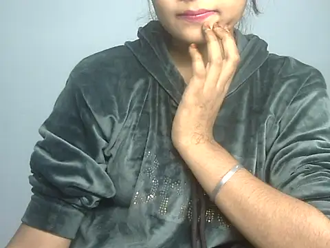 Joya 7 online show from November 27, 2025, 2:46 am