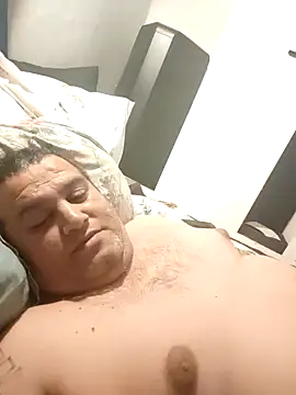 Zsoltzsolti23 online show from November 26, 2025, 9:16 pm