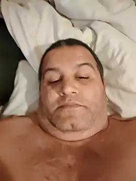 Zsoltzsolti23 online show from November 27, 2025, 8:44 pm