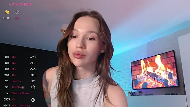 Jade Lumin online show from October 9, 2025, 12:25 pm