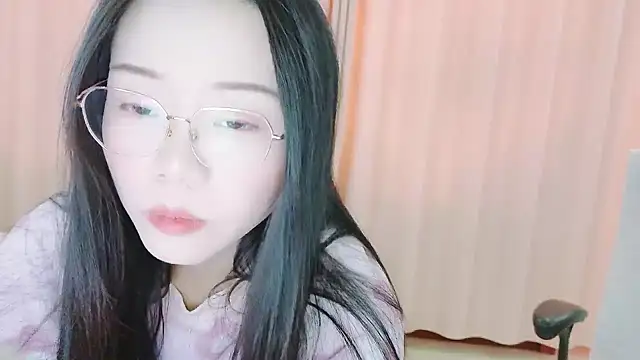 CCOO520 online show from October 20, 2025, 5:08 am