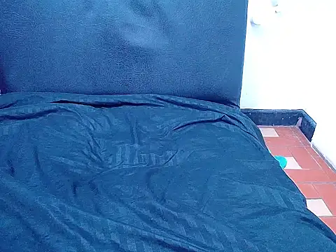 Snapshot of Biigg_xxx chatting on November 12, 2025, 4:13 am Biigg xxx online show from November 12, 2025, 4:13 am