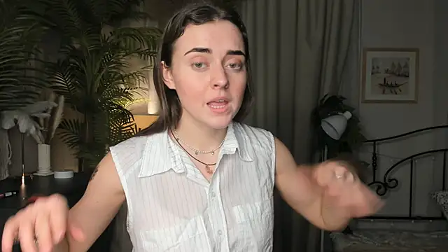 ThelmaJusto online show from November 8, 2025, 2:17 pm