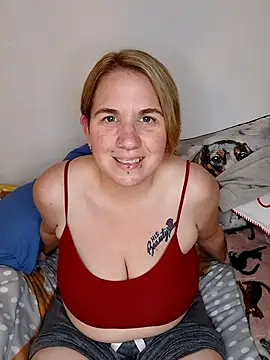 LaceyWestxx online show from November 4, 2025, 8:41 pm