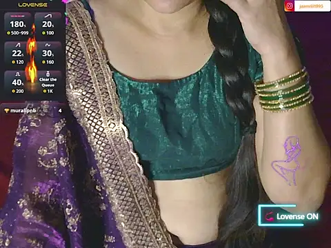 Snapshot of traditional_Jaanvi chatting on April 23, 2026, 3:52 am traditional Jaanvi online show from April 23, 2026, 3:52 am