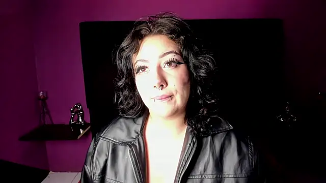 SabbathSinclair online show from December 1, 2025, 1:05 pm