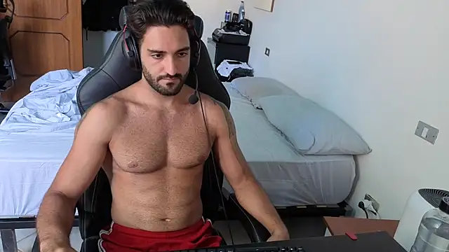 Al3xox02 online show from June 4, 2026, 8:42 am