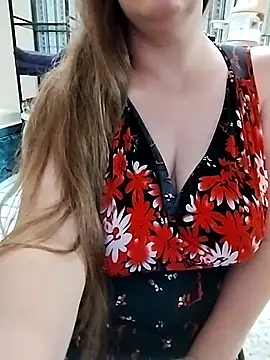 Snapshot of AugustRayn chatting on October 13, 2025, 2:17 pm AugustRayn online show from October 13, 2025, 2:17 pm