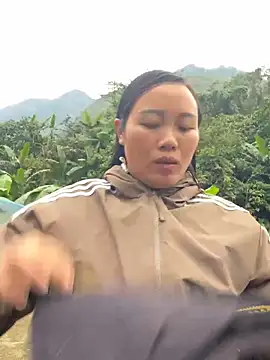 Pii x online show from November 21, 2025, 1:04 am