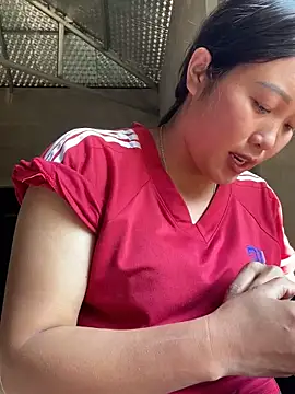 Pii x online show from November 27, 2025, 2:02 am