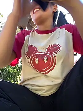 Pii x online show from November 30, 2025, 2:15 am