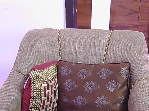 Snapshot of cute_zaraa chatting on November 27, 2025, 4:47 am cute zaraa online show from November 27, 2025, 4:47 am