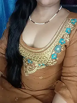 Snapshot of Rashmi_011 chatting on June 18, 2026, 9:25 am Rashmi 011 online show from June 18, 2026, 9:25 am