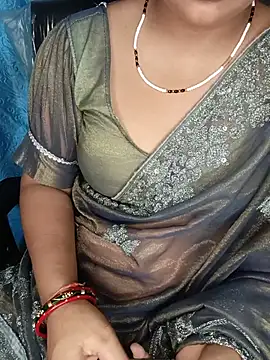 Snapshot of Rashmi_011 chatting on July 3, 2026, 12:06 am Rashmi 011 online show from July 3, 2026, 12:06 am