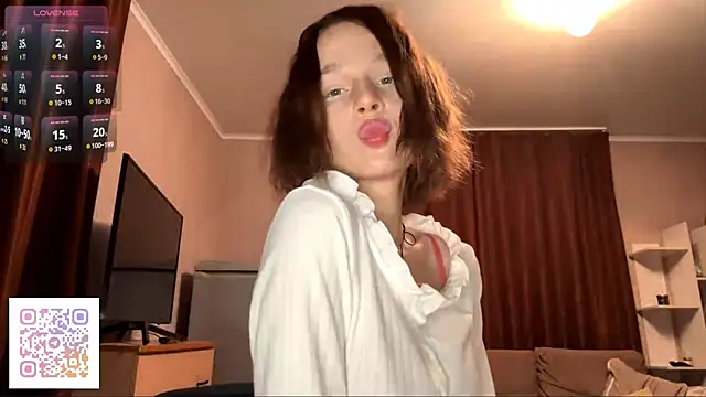 TerrellSroufe online show from December 2, 2025, 7:31 pm