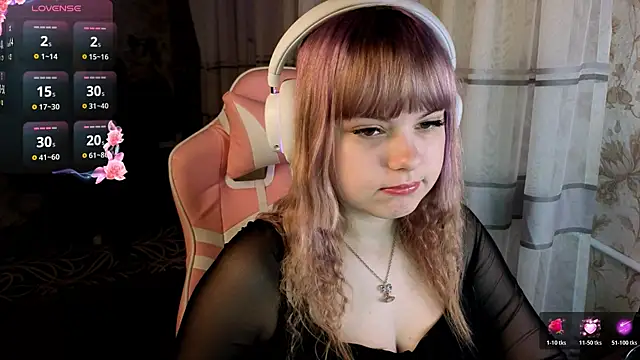 KristiBloom online show from March 25, 2026, 11:55 pm