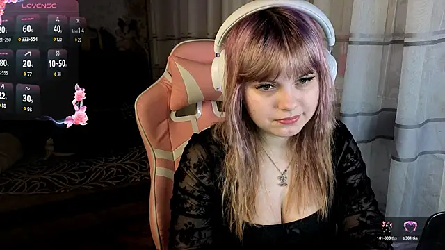 KristiBloom online show from March 27, 2026, 2:06 am