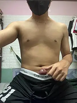 Boyshuaaa online show from October 27, 2025, 2:43 pm