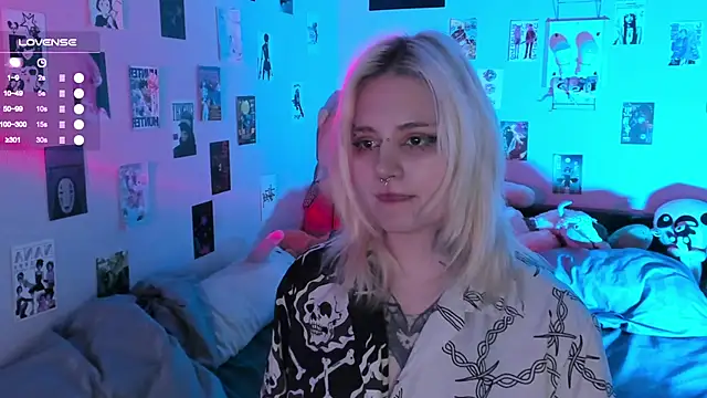 bixxxiz online show from November 23, 2025, 1:22 pm