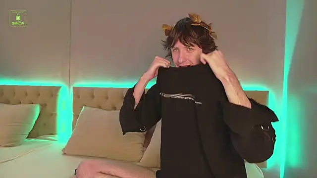 WarrenMontgomery online show from November 2, 2025, 10:28 am