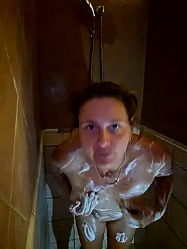 Snapshot of xcrazzycat chatting on November 8, 2025, 11:03 pm xcrazzycat online show from November 8, 2025, 11:03 pm