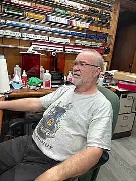 Jcaspen online show from April 19, 2026, 12:15 pm