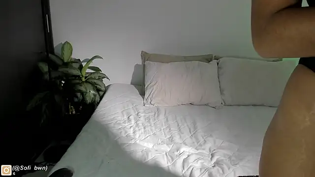 cintya brown online show from November 12, 2025, 8:19 pm