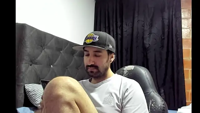 coolfriki online show from November 5, 2025, 3:06 am