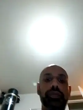 T1T012 online show from January 6, 2026, 10:23 pm