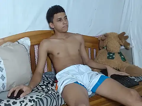 deivy skinny01 online show from November 16, 2025, 6:46 pm