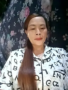 lucky774- online show from October 13, 2025, 1:27 am