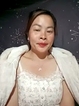 lucky774- online show from November 25, 2025, 11:27 pm