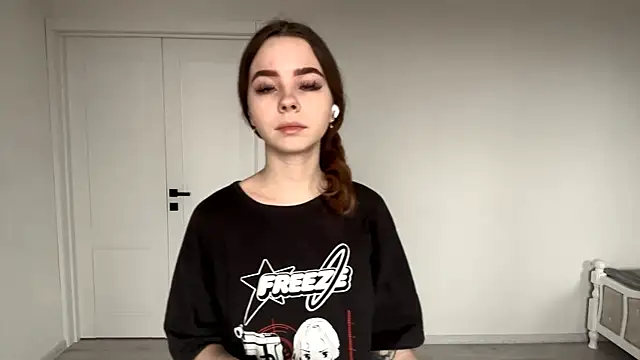 EhtelBiondi online show from December 4, 2025, 8:12 am