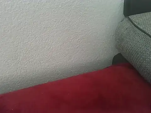 Snapshot of cumer222 chatting on October 6, 2025, 9:40 am cumer222 online show from October 6, 2025, 9:40 am