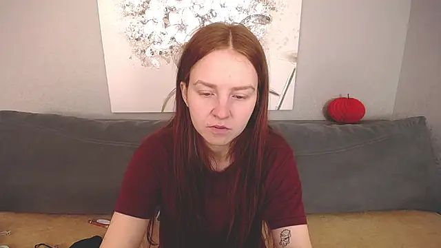 Snapshot of Evarey_ chatting on October 23, 2025, 4:34 am Evarey online show from October 23, 2025, 4:34 am