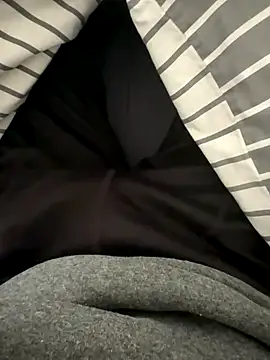 Hitmanforu83 online show from December 22, 2025, 1:08 pm