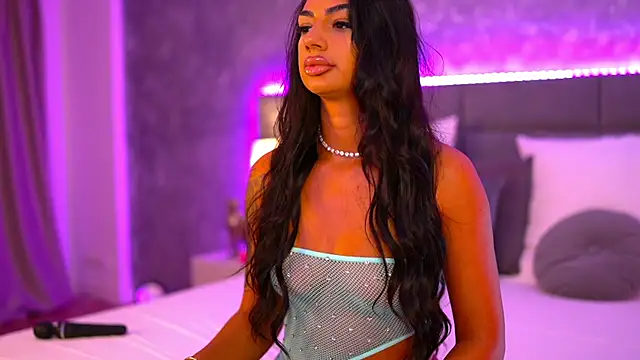 NatalieDelices online show from October 10, 2025, 6:18 pm