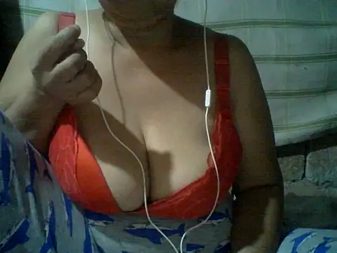 xxxsuckyourdick4u online show from April 23, 2026, 2:57 am