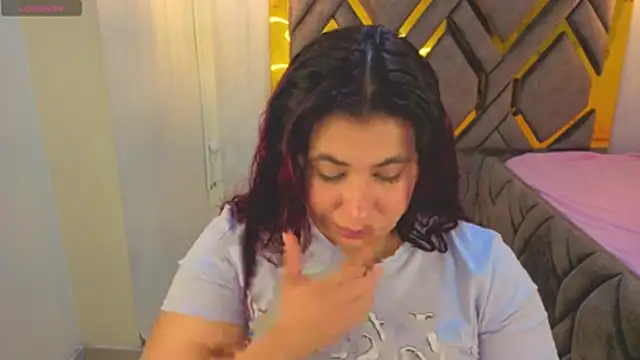 Addyy 02 online show from January 16, 2026, 1:53 am