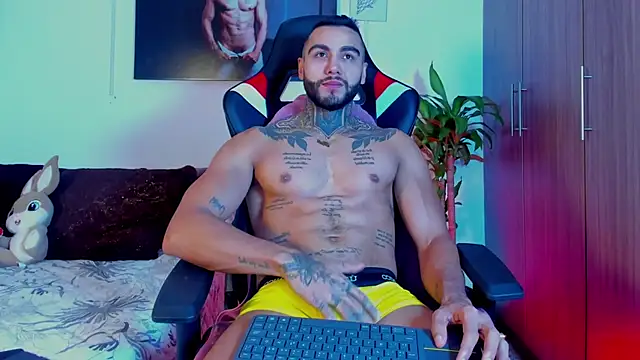 Danny Willson online show from April 22, 2026, 10:17 am