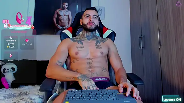 Danny Willson online show from April 28, 2026, 9:47 am