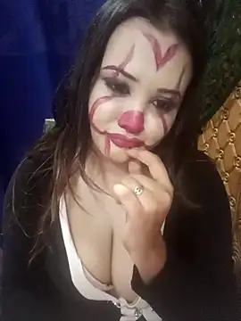 Beauty Queen Soniya online show from October 30, 2025, 3:35 pm