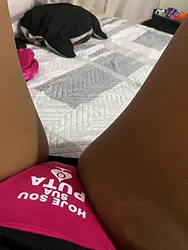 Brunamorenago online show from February 14, 2026, 10:45 am