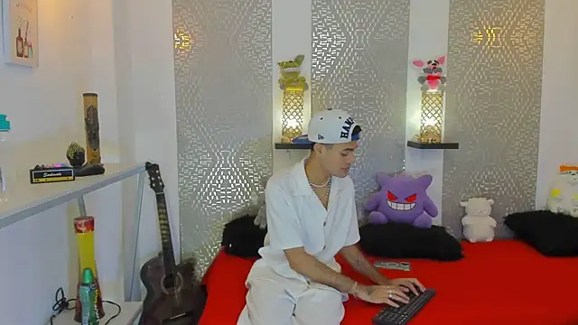 JacobBlackwell  online show from November 30, 2025, 6:45 pm